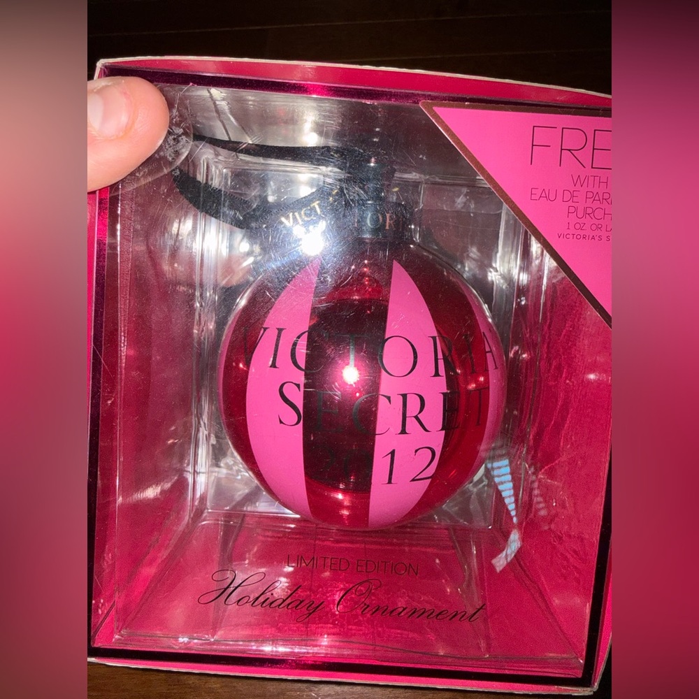 Victoria’s Secret 2012 Holiday Ornament - Picture 5 of 5